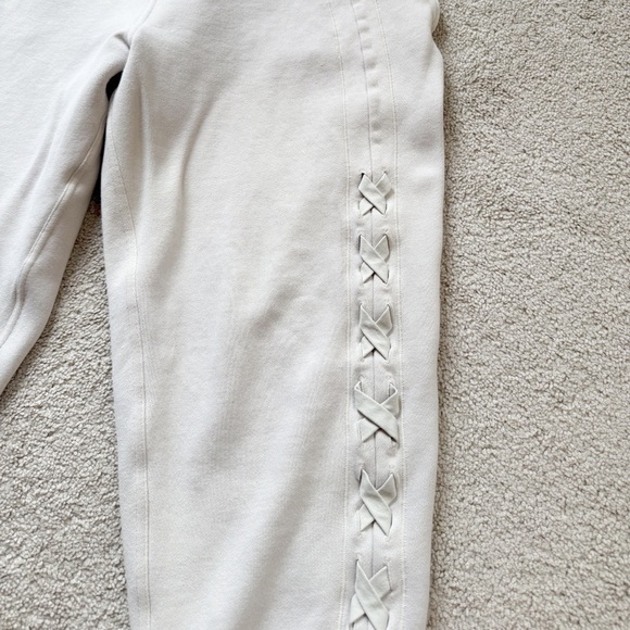 lululemon braided detail HR jogger - Picture 4 of 6